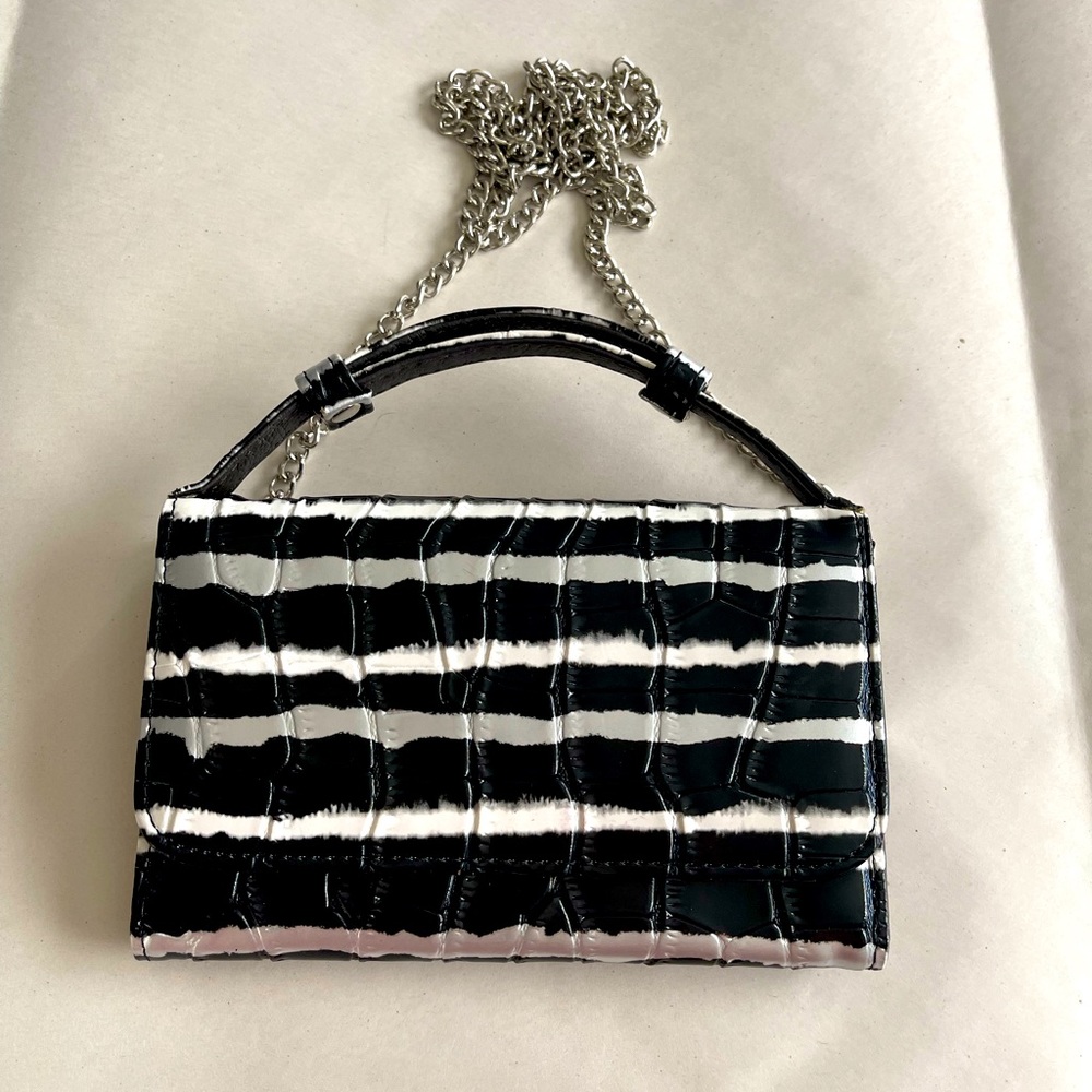 Crossbody black and white and silver wallet Purse.